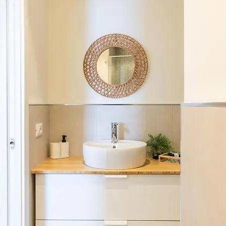 Effe'S Apartment- Arya Seaview -Parcheggio Gratuito Alassio Exterior photo