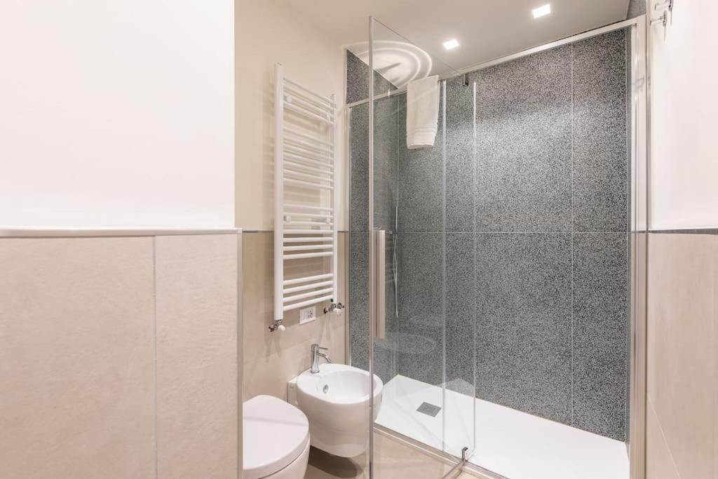 Effe's Apartment- Arya Seaview -parcheggio Gratuito Apartment Alassio